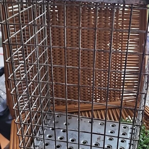 Vintage Washburn Co #637 Locker Room/Pool Metal Wire Basket - Picture 8 of 12